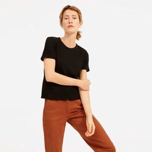 Everlane Waffle Crew Tee. Black, size small.
